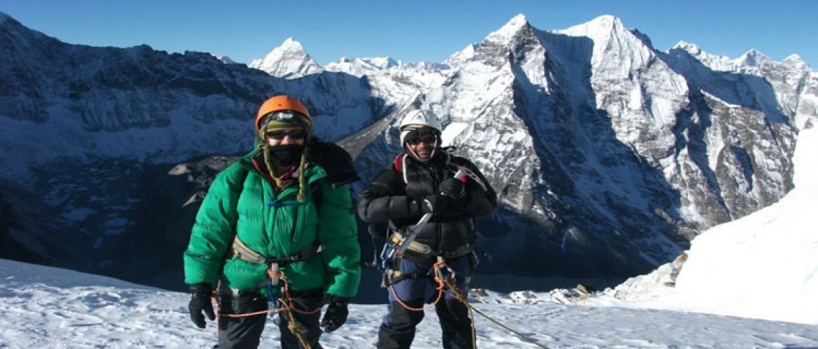 Island Peak Summit via Chhukung